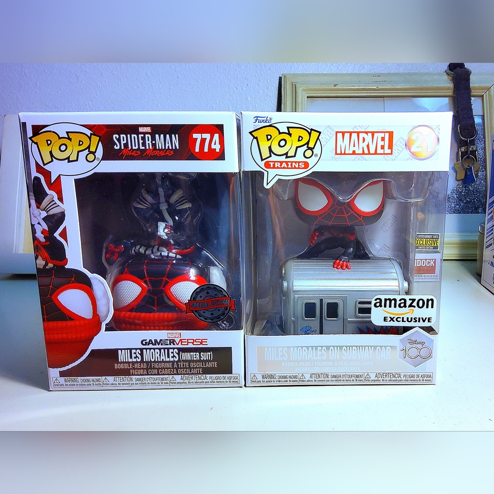 Funko Pop #774 Miles Morales Winter Suit Excl #21 Miles on Subway Train w Cases - Picture 12 of 13